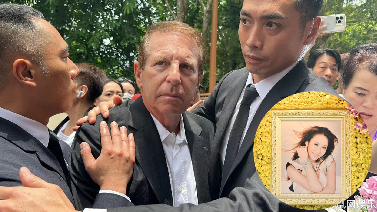 Lễ tang Coco Lee: Người chồng bị đ&aacute;m đ&ocirc;ng chặn xe, mắng nhiếc