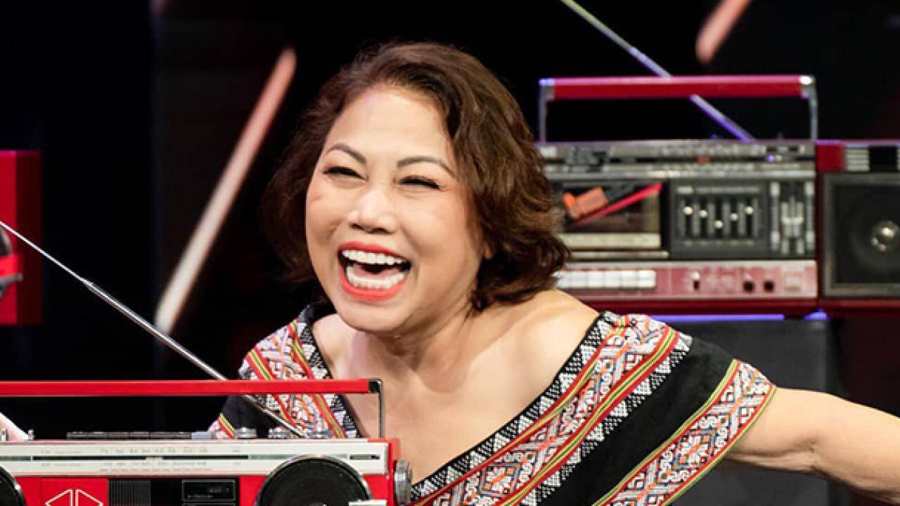 Ca sĩ Siu Black: &Acirc;m nhạc gi&uacute;p t&ocirc;i qu&ecirc;n bộn bề cuộc sống