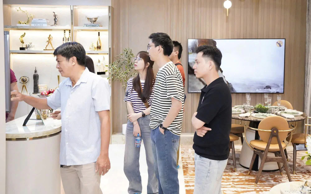 Kinh nghiệm xem nhà mẫu trước khi xuống tiền