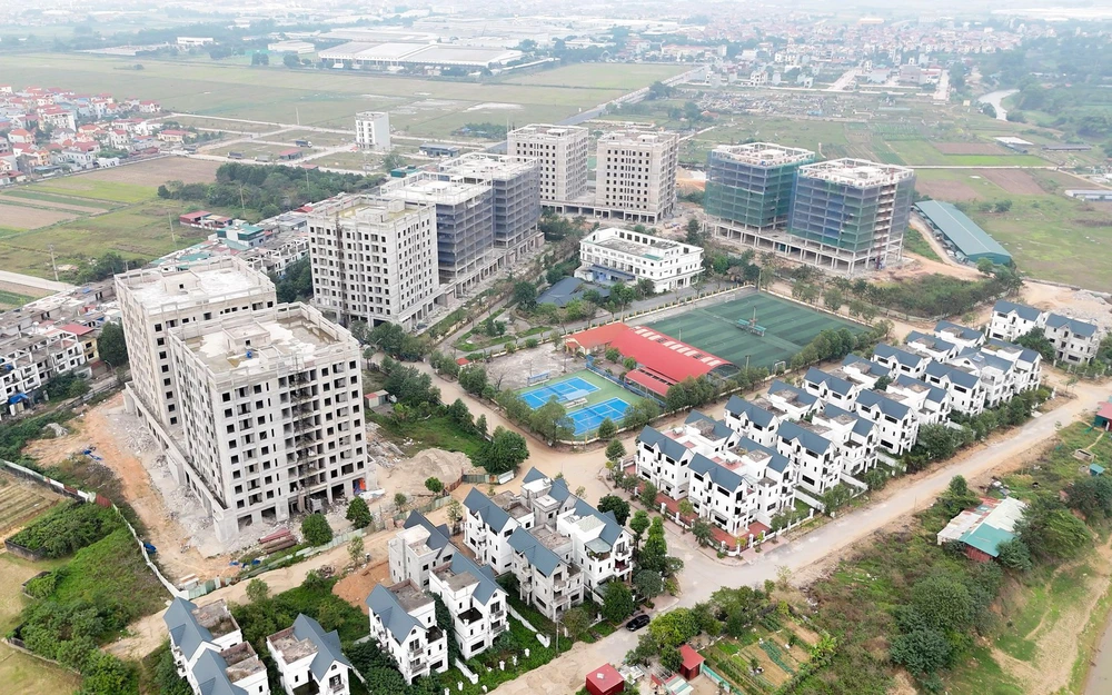 Bản tin BĐS 21/4: Bộ Xây dựng phân cấp, rút gọn thủ tục chuyển đổi nhà ở đầu tư công