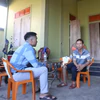Mẹ mất vì tai nạn, bố cụt chân lo 3 con dang dở học hành