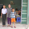 Xót cảnh hai trẻ mồ côi cha mẹ vì tai nạn giao thông