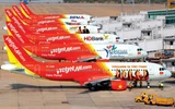 Toàn cảnh giao thông 11/4: Vietjet khai thác gần 3.800 chuyến, đường sắt tăng tàu dịp 30/4