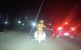 Đắk Lắk: CSGT kịp thời dẫn đường đưa 2 học sinh bị nạn đi cấp cứu