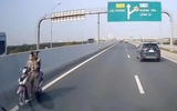 Xác minh hình ảnh hai cô gái trên xe máy chạy ngược chiều cao tốc Hạ Long - Hải Phòng