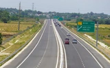 Chấn chỉnh tình trạng người đi bộ và vật nuôi vào cao tốc Biên Hòa - Vũng Tàu