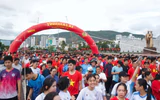 Hơn 9.000 người dân Gia Lai sôi nổi hưởng ứng "Đi bộ cùng Việt Nam tiến bước"