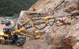 Những mũi khoan đầu tiên xuyên núi Hoàng Liên kết nối Lai Châu - Lào Cai