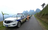 Những bóng áo vàng ngày đêm giữ an toàn các cung đường vùng biên viễn Lào Cai
