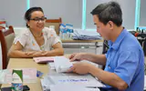 Người dân vui vẻ  nhận tiền giải phóng mặt bằng dự án đường kết nối sân bay Gia Bình