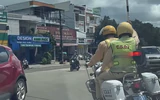 Gia Lai: CSGT mở đường đưa nạn nhân uống nhầm thuốc đánh đông mủ cao su đi cấp cứu