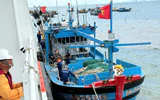 Hơn 230 tin báo nạn trên biển, gần 1.000 người được cứu và hỗ trợ
