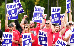 Gần 9.000 công nhân ô tô Mỹ thực hiện cuộc đình công chưa từng có