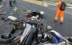 Con 16 tuổi lái ô tô gây tai nạn liên hoàn, khởi tố cả 2 cha con