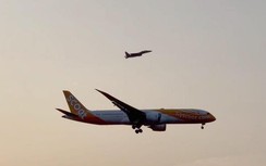 Vụ máy bay Singapore chở 374 người bị đe dọa đánh bom: Một hành khách bị bắt để điều tra