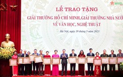 Ứng trước hàng tỷ đồng để kịp thời trả Giải thưởng Hồ Chí Minh
