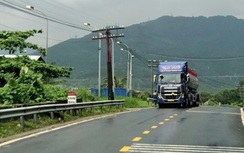 Từ 8h ngày 15/10, phương tiện được lưu thông qua đèo Hải Vân