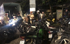 Cảnh sát vây bắt nhóm quái xế gây rối QL1