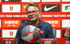 Báo Hàn Quốc tiết lộ bí mật bất ngờ về HLV Troussier trước trận gặp Việt Nam