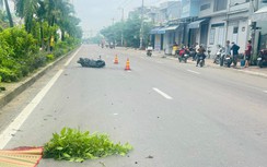 Tông vào dải phân cách giữa, người đàn ông đi xe máy tử vong