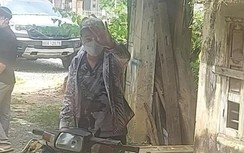 Nghi phạm hành hung thầy hiệu phó nhập viện đến công an trình diện