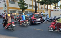 Sóc Trăng: Xử lý hàng chục tài xế bất chấp biển báo, đi vào đường cấm