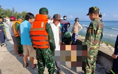 Hai học sinh lớp 9 ở Thừa Thiên Huế đuối nước tử vong khi tắm biển 