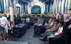 Thanh niên mở đại tiệc ma túy tại quán karaoke "chiêu đãi” bạn bè