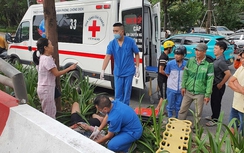 Bản tin TNGT 21/10: Phóng tốc độ cao, nam thanh niên bay khỏi thành cầu