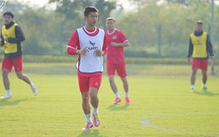 "Mũi tên" của thầy Park báo tin vui cho HLV Troussier