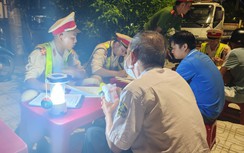 Lập chốt ở vùng ven, hàng loạt "ma men" là tài xế taxi dính phạt 35 triệu đồng