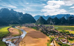 Điều gì biến Tân Hóa từ rốn lũ kinh hoàng thành làng du lịch tốt nhất thế giới?