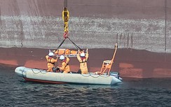 Tàu biển, máy bay hiệp đồng cứu nạn tàu dầu Singapore bị cháy gần cảng Đà Nẵng