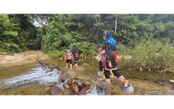 Sẽ làm cầu, sửa đường vào "ốc đảo" điểm dân cư Khe Lấp