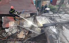 Cháy nhà dân sát trạm biến thế ở Hải Phòng