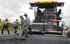 Cao tốc Mỹ Thuận - Cần Thơ thảm nhựa những km đầu tiên