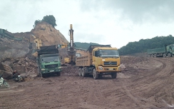 Bắc Giang: Trạm cân có cũng như không, xe quá tải lộng hành