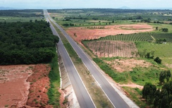 Đường ven biển Phan Thiết - Kê Gà chậm do vướng mỏ titan và chậm giao mặt bằng