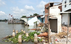 Cần Thơ: Nhanh chóng khắc phục những điểm sạt lở làm mất đường giao thông