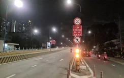 Biển báo độc lạ ở Bình Dương khiến người dân thắc mắc