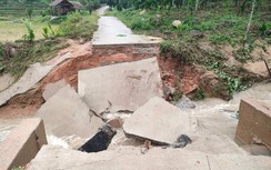 Cận cảnh các tuyến tỉnh lộ, quốc lộ qua Quảng Ngãi bị chia cắt do mưa lũ