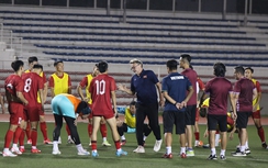 Casper Việt Nam và FPT Play báo tin vui cho người hâm mộ Việt Nam