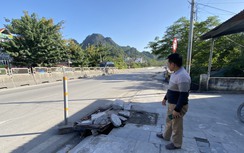 Loạt nắp rãnh thoát nước bẫy người đi đường ở TP Hạ Long