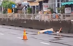 Phát hiện thi thể người đàn ông trên QL1 nghi bị xe tông