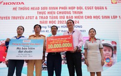 Tưng bừng buổi tuyên truyền ATGT ở Trường tiểu học Hùng Vương