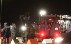 Người đàn ông lao xe vào đường băng, khiến cả sân bay náo loạn