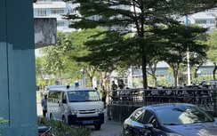 Nam sinh năm thứ nhất rơi lầu, tử vong