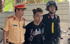 CSGT bắt nghi can giết người chạy trốn trên xe SH