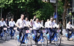 Xe đạp công cộng hút khách