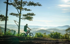 Đẹp nao lòng bình minh ở Măng Đen